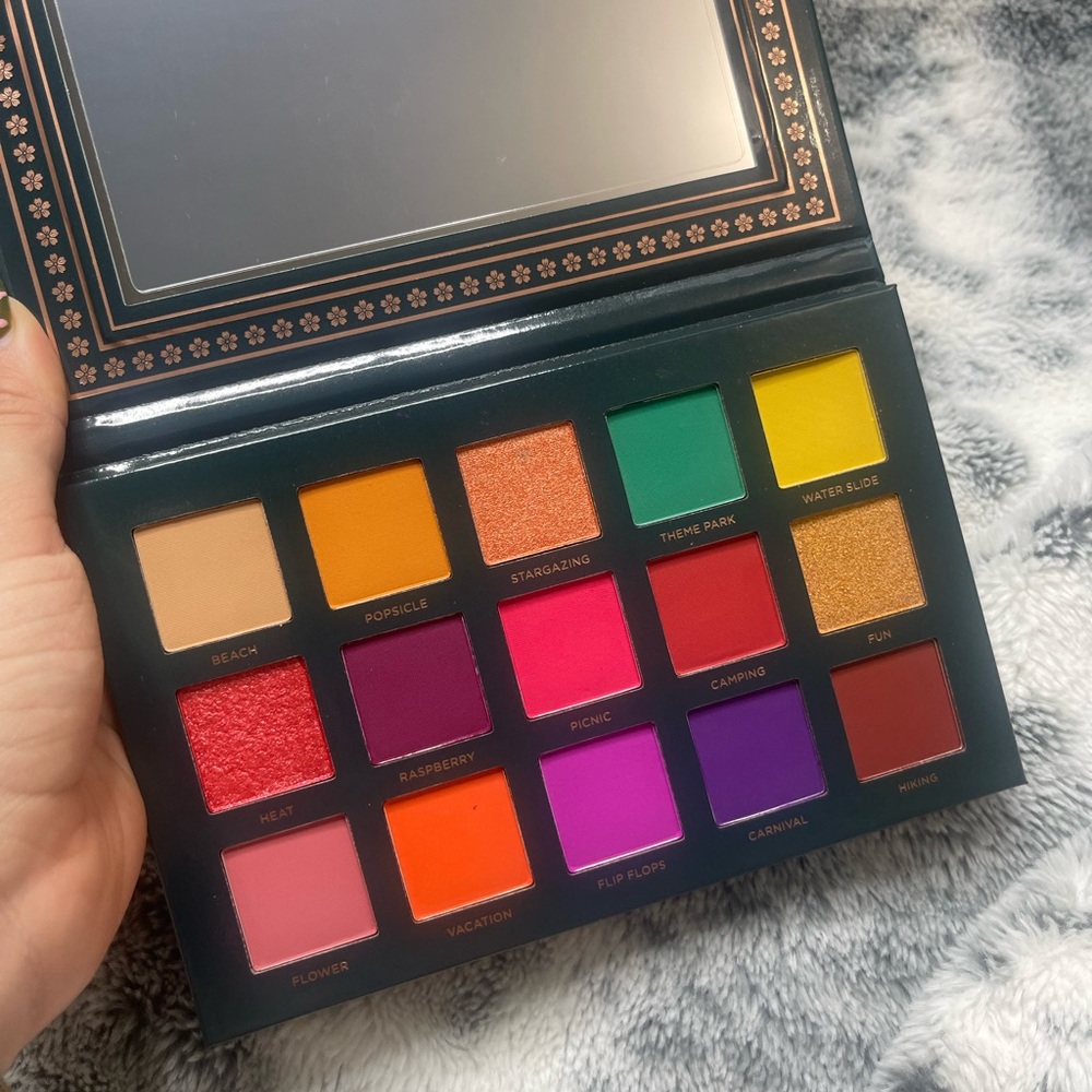 Ace beauty Nostalgia eyeshadow palette.